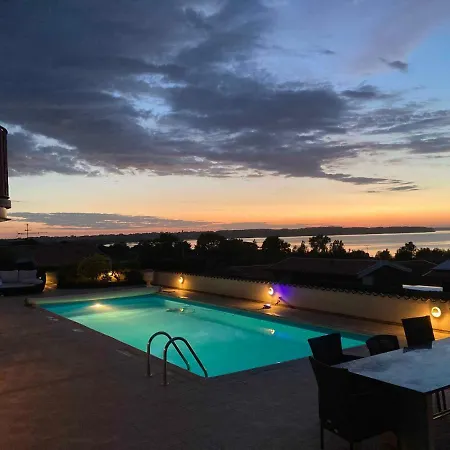 With Pool And Panoramic View Of The Sea بيت للعطل Asperup