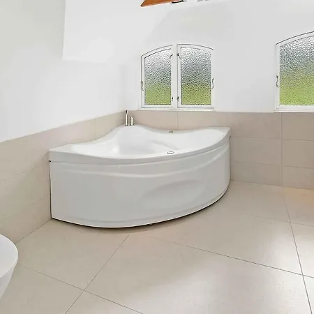 With Pool And Panoramic View Of The Sea *
