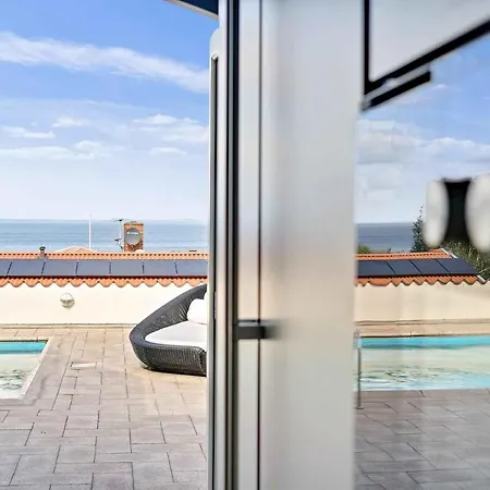 With Pool And Panoramic View Of The Sea بيت للعطل *